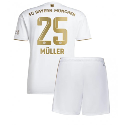 Bayern Munich Thomas Muller #25 Bortedraktsett Barn 2022-23 Kortermet (+ Korte bukser)